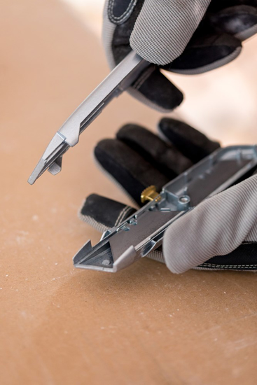 UITSCHUIFMES 99E  3340750