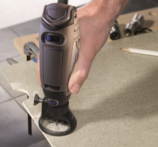 Afbeeldingen van DREMEL MULTIFUNCTIONELE FREESSET (565)