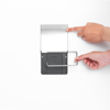 Afbeeldingen van RENEW TOILETROLHOUDER MET KLEP MATT STEEL