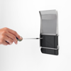 Afbeeldingen van RENEW TOILETROLHOUDER MET KLEP MATT STEEL